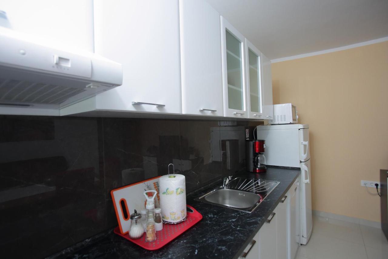 Apartman Luka Split Exteriör bild