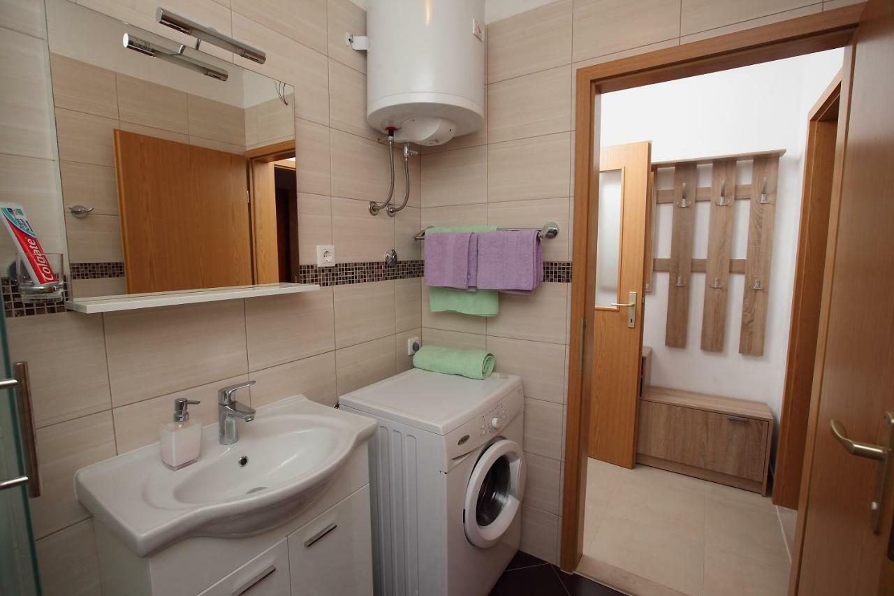 Apartman Luka Split Exteriör bild