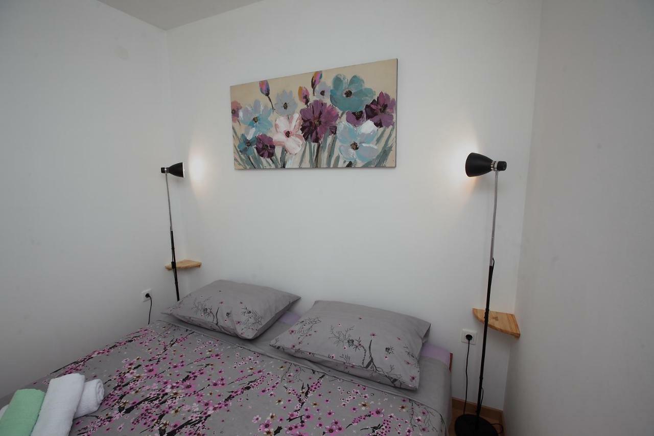 Apartman Luka Split Exteriör bild